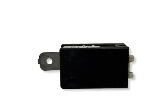 Mitsubishi Pajero Wing mirror control module MR583832