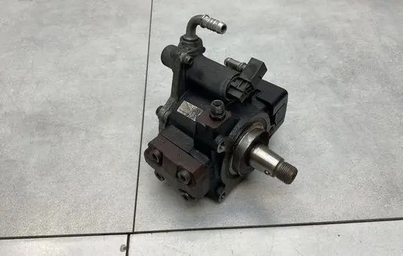 Audi A1 Fuel injection high pressure pump 03L130755AN