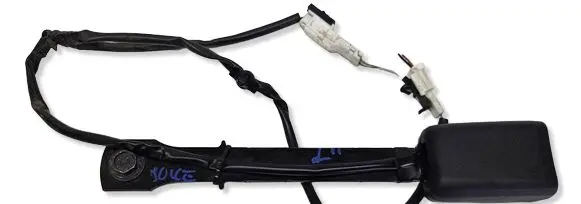 Nissan Juke I F15 Front seatbelt buckle 