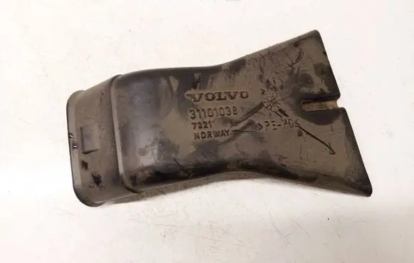 Volvo XC90 Air intake hose/pipe 31101038