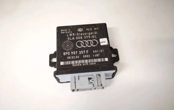 Audi Q7 4L Light module LCM 8p0907357f 5la008379-01