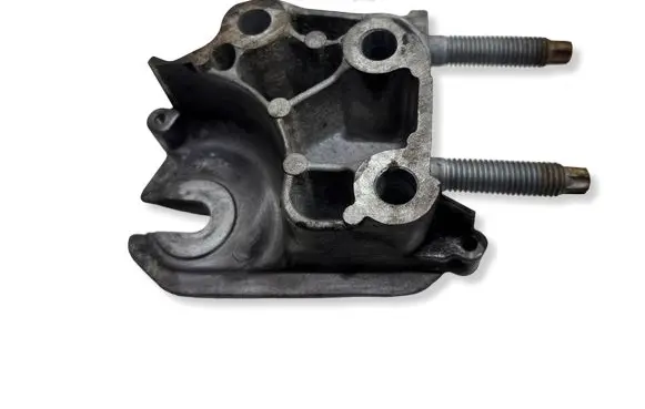 Ford C-MAX I Engine mount bracket 8G9Q6030AC
