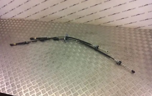 KIA Sportage Gear shift cable linkage 43794F1250