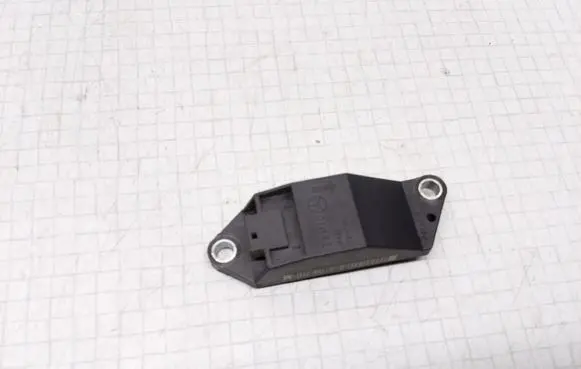 Mercedes-Benz E W211 Airbag deployment crash/impact sensor A0018209326