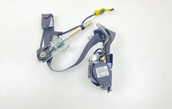 Honda CR-V Front seatbelt 608200100A