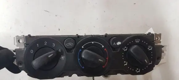 Ford Focus Climate control unit 69607003 3M5T19980AD