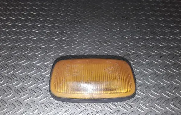 Toyota Land Cruiser (J100) Front fender indicator light