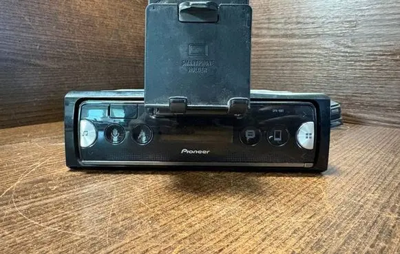 Iveco Daily 4th gen Radio/CD/DVD/GPS head unit SPH10BT