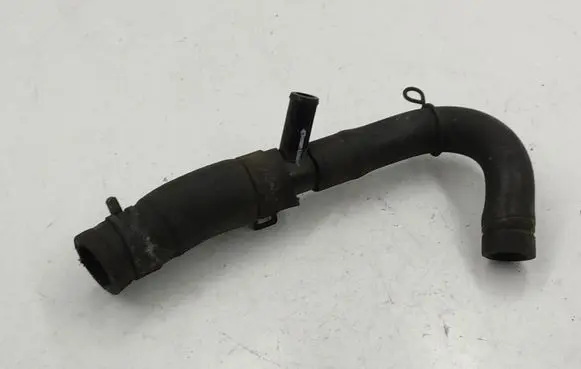 Subaru Legacy Engine coolant pipe/hose