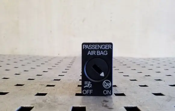 Skoda Octavia Mk3 (5E) Passenger airbag on/off switch 5C5919237
