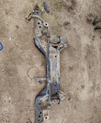 Volkswagen Polo Front axle beam