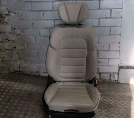 KIA Sportage Front passenger seat 