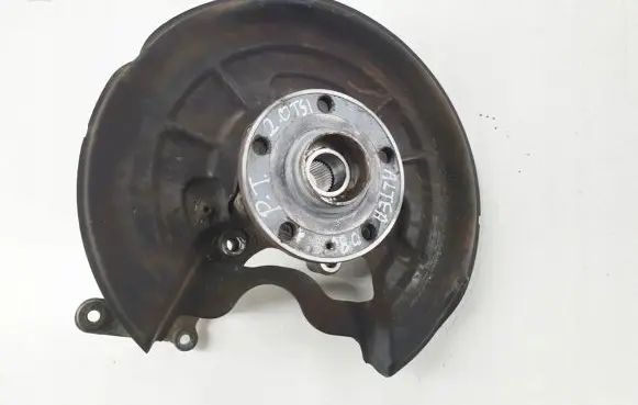 Seat Altea XL Rear wheel hub spindle/knuckle 