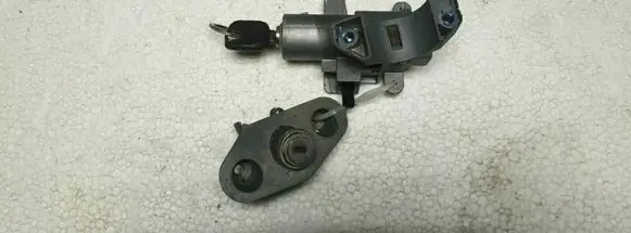 Volvo S60 Ignition lock 8626324