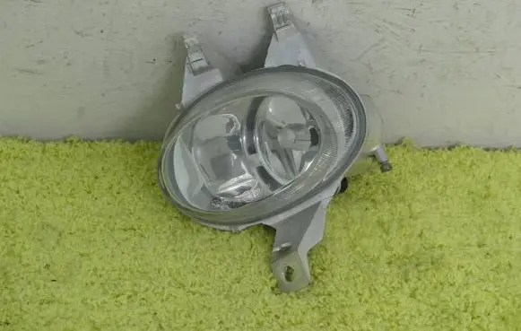 Peugeot 206 Front fog light 67742979