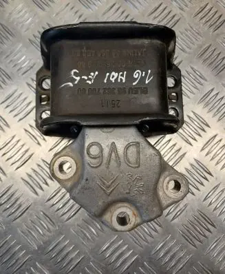 Citroen C4 I Engine mount bracket 9636845880 9636583980 9636270080