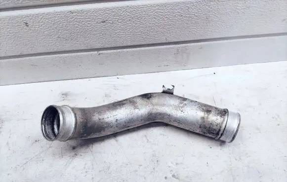 Volvo V70 Intercooler hose/pipe