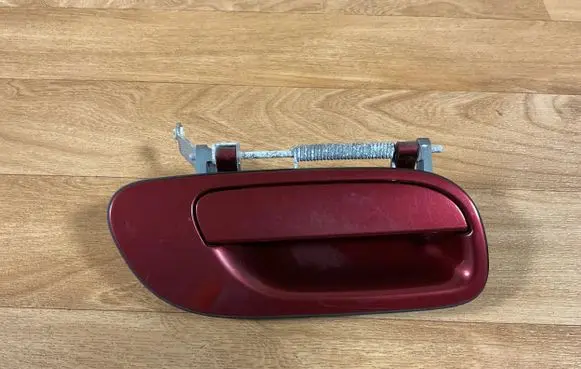 Volvo V70 Front door exterior handle 