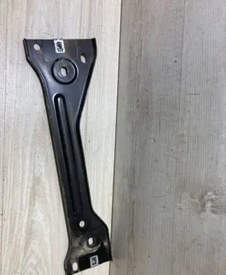 Renault Arkana Muffler mount bracket/holder 743466070R
