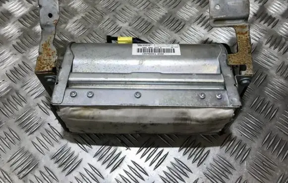 Volkswagen PASSAT B5 Passenger airbag 3b0880204e 1007826210422
