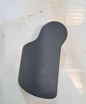 Audi A4 S4 B8 8K Engine bonnet (hood) release handle 8T1823533
