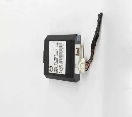 Mazda CX-9 Light module LCM TD13677M0A