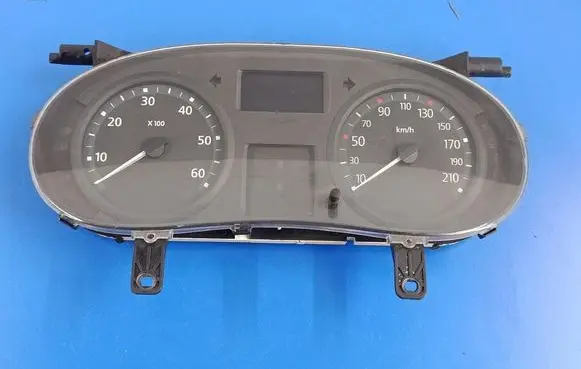 Renault Trafic II (X83) Speedometer (instrument cluster) P8200283197