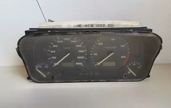 Volkswagen Golf III Speedometer (instrument cluster) 1H6919033BD