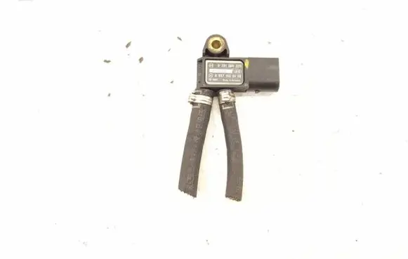 Mercedes-Benz E W212 Air pressure sensor 0071536128 6429050100