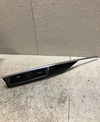 BMW 3 F30 F35 F31 Dash center air vent grill 9347436