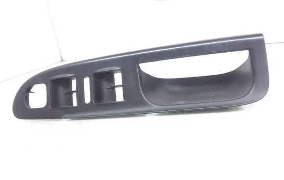 Volkswagen PASSAT B6 Front door interior handle trim 3C1867171B