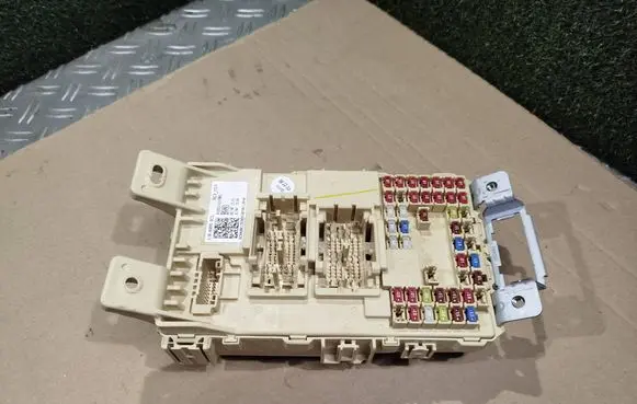 Hyundai Bayon Fuse module 91951Q0980 919D5Q0010