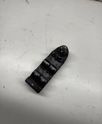BMW 5 E60 E61 Electric window control switch 9122111 E1485617 MT46400306