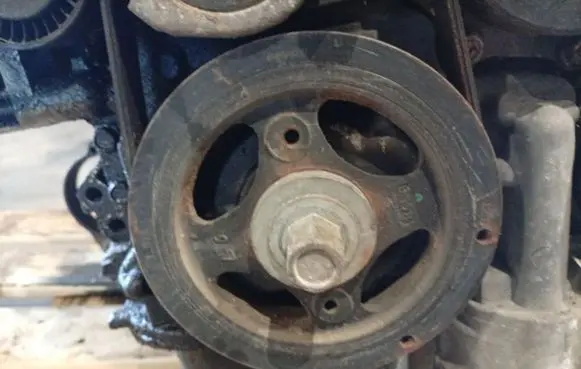 Toyota Corolla Verso AR10 Crankshaft pulley