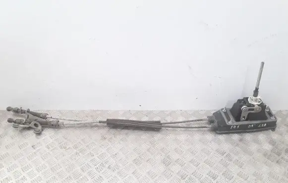 Volkswagen Fox Gear shifter/selector 5Z0711061 5Z0711090