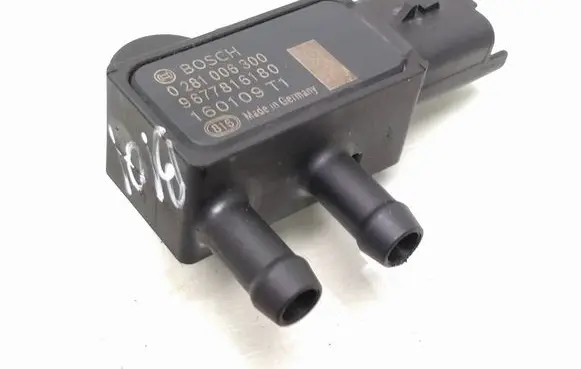 Citroen C4 Cactus Exhaust gas pressure sensor 9677816180 0281006300