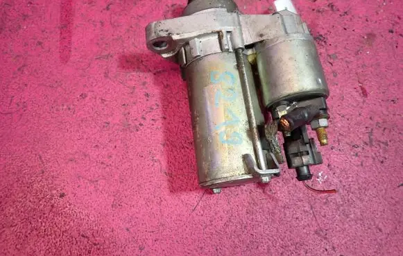 Skoda Fabia Mk2 (5J) Starter motor