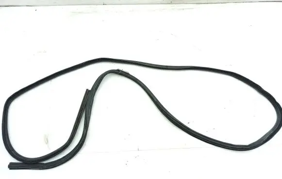 Volkswagen Transporter - Caravelle T6 Trunk rubber seal (body) 