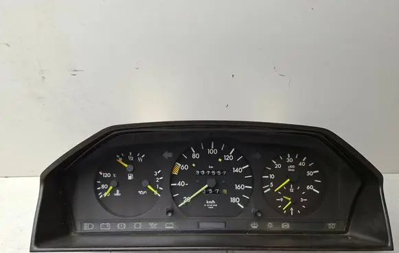 Mercedes-Benz E W124 Speedometer (instrument cluster) 5220026700 1245401848 5150493001