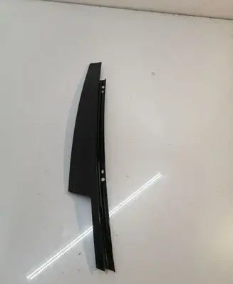 BMW 7 F01 F02 F03 F04 Door glass trim 7185226