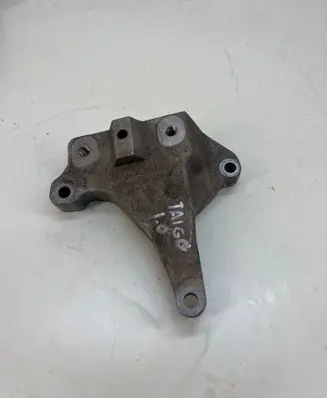 Volkswagen Taigo Engine mounting bracket 5WA199117