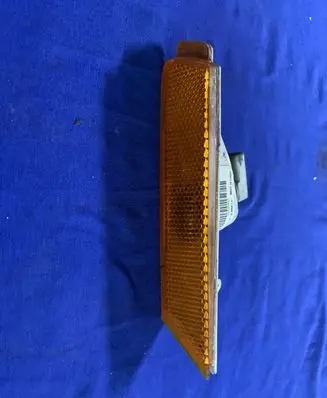 Chevrolet Camaro Front fender indicator light 92246245