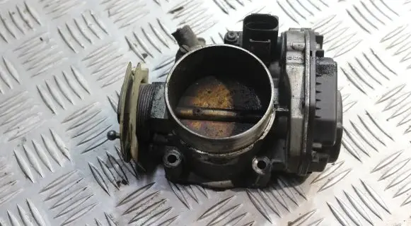 Audi A6 S6 C5 4B Throttle valve 078133063am