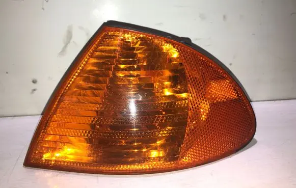 BMW 3 E46 Front indicator light 1315106140