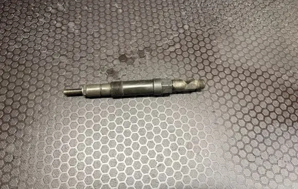 Ford Mondeo MK IV Fuel injector