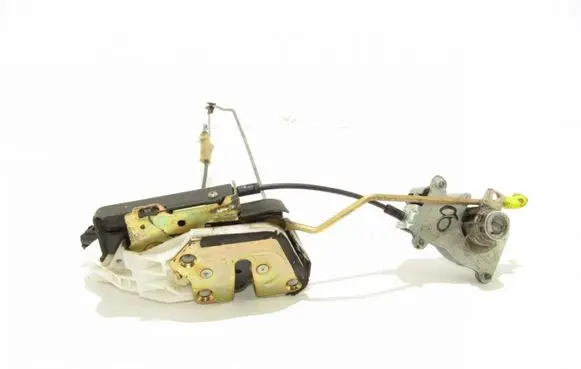 Mitsubishi Pajero Front door lock