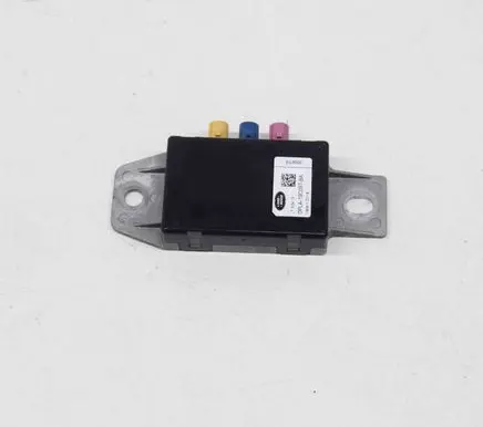 Jaguar I-Pace Aerial antenna amplifier DPLA19C097BA