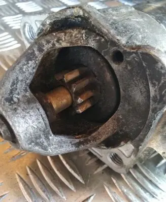 Volkswagen PASSAT B5 Starter motor 0001107068