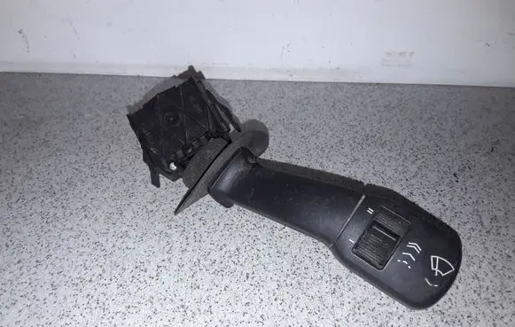 BMW 5 E39 Wiper control stalk 8360879