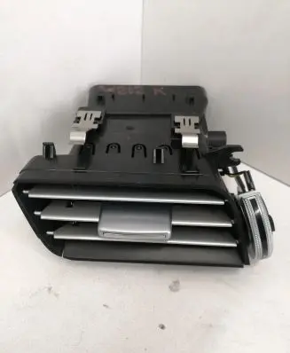 Mercedes-Benz E W212 Dashboard side air vent grill/cover trim A2128303354
